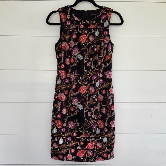 White House Black Market Dresses & Skirts - White House Black Market Embroidered Floral Sheath Dress